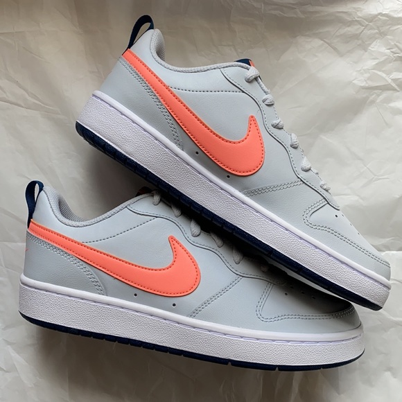 Nike court borough pure platinum shoes. Never worn. Brand new. Box has no lid - Picture 5 of 12